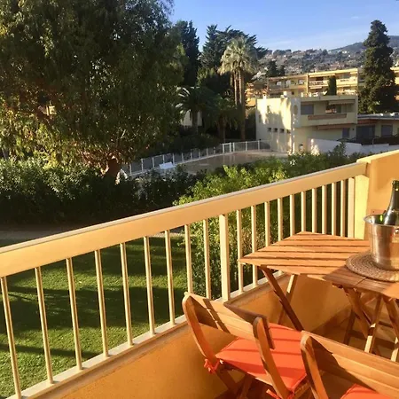 Charmant Avec Piscine Et A 300m De La Mer Appartement Juan-les-Pins