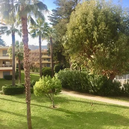 Charmant Avec Piscine Et A 300m De La Mer Appartement Juan-les-Pins